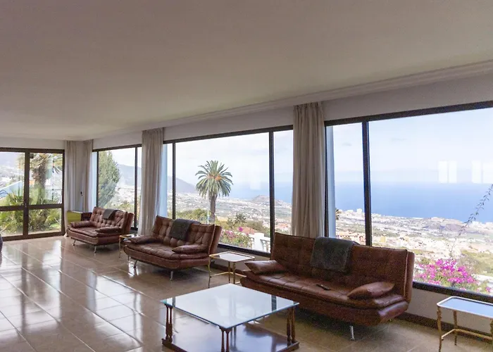 Вилла Dragon Tree With Heated Private Pool Tenerife *