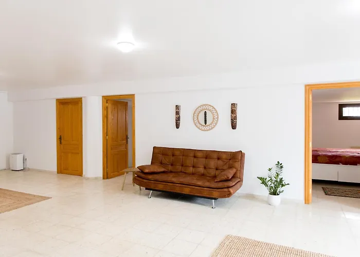 Dragon Tree With Heated Private Pool Tenerife