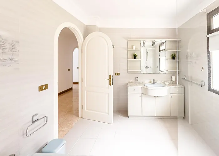 Dragon Tree With Heated Private Pool Tenerife Villa *